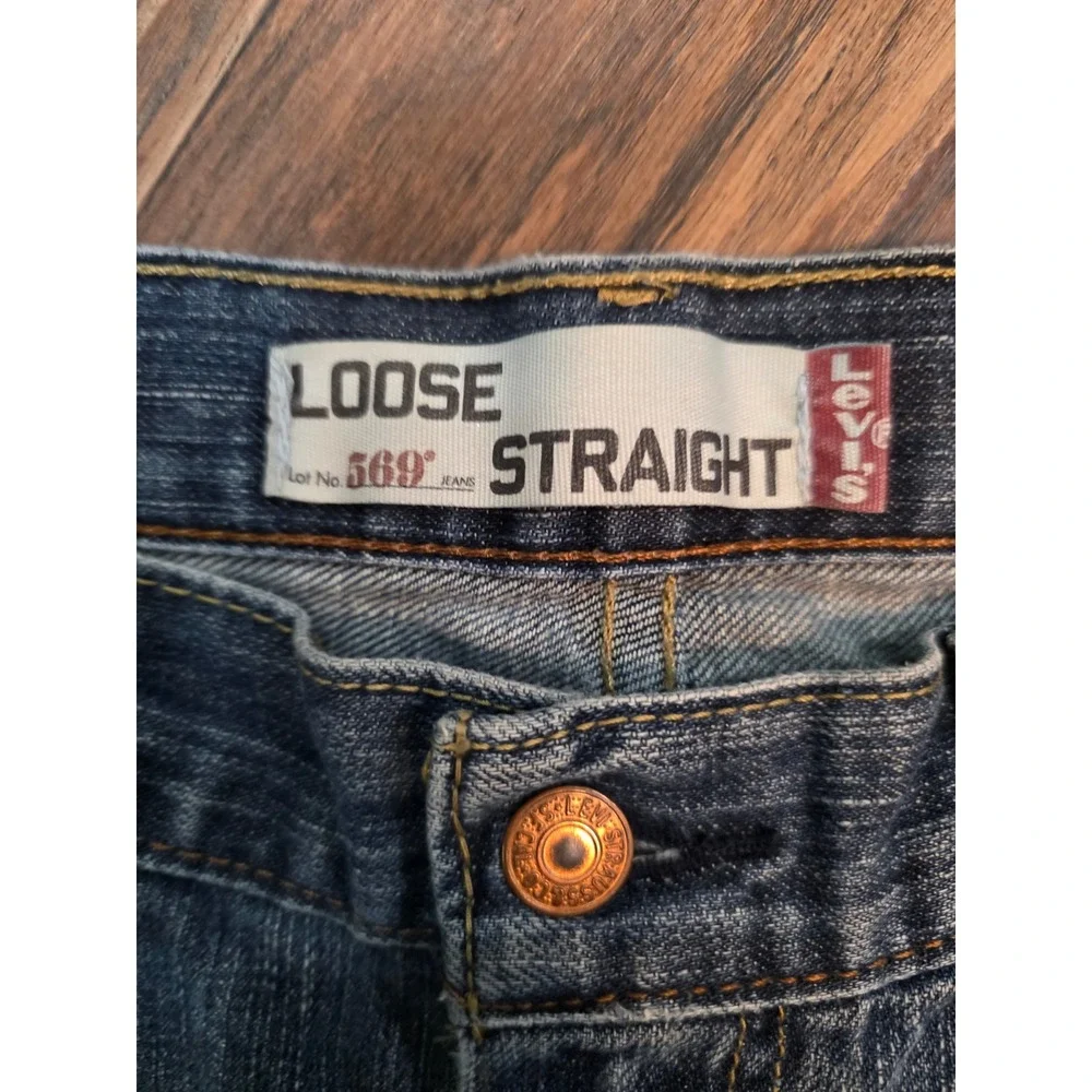 Levis 569 Loose Straight Mens Denim Shorts Med Wash Blue Sz 32 Jorts Y2K skater